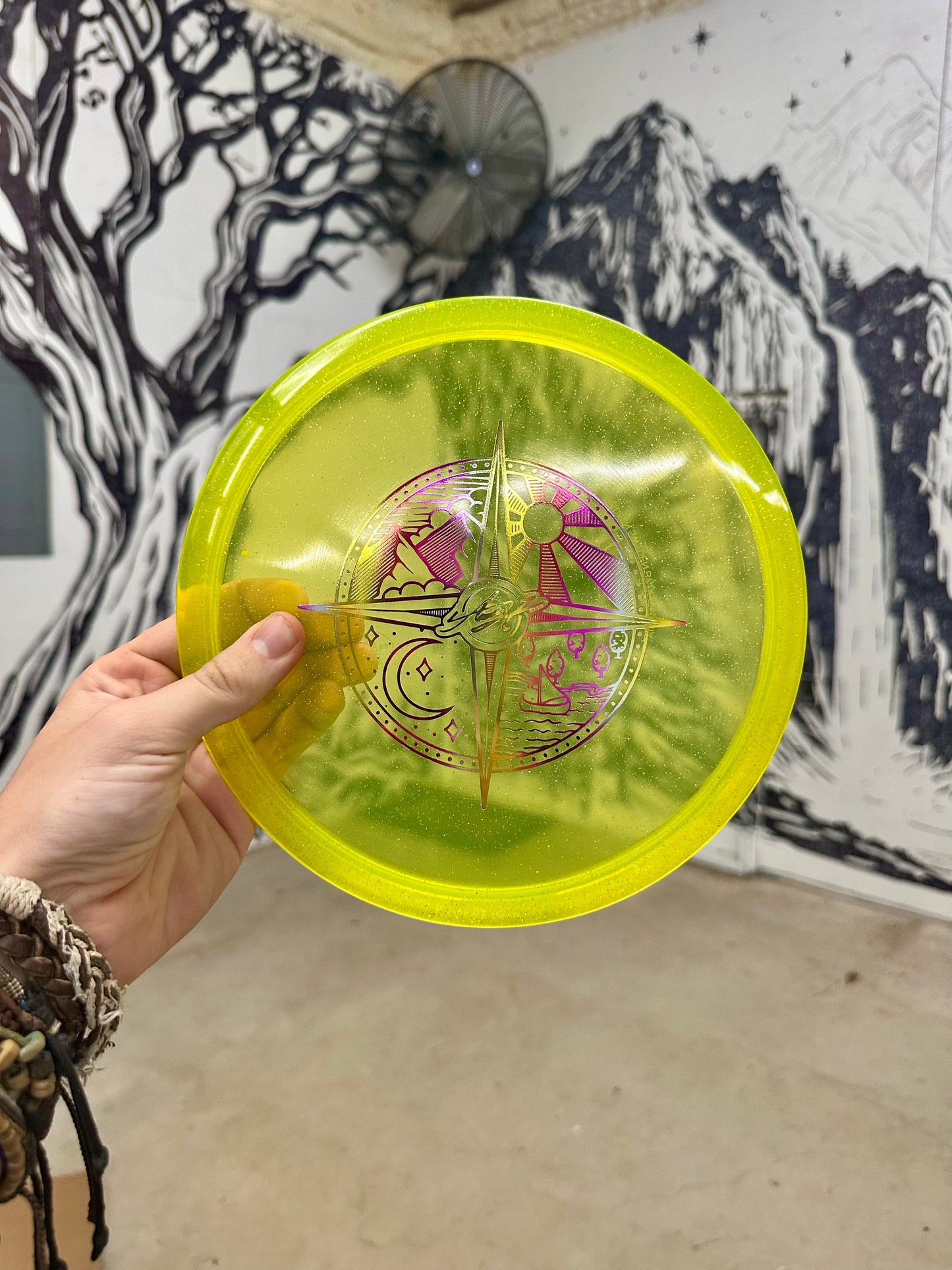 MD3 - Metal Flake C-Line - Compass Stamp