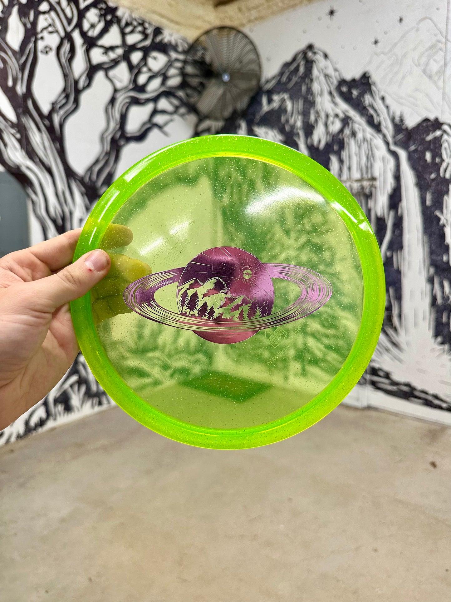 MD3 - Metal Flake C-Line - Saturn Stamp